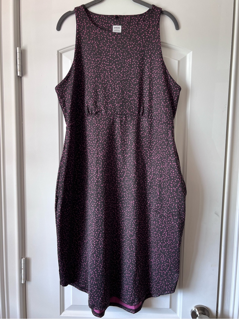 Prana Emerald Lake Dress Athletic Jersey Stretch Sleeveless Deep Pine Spots
